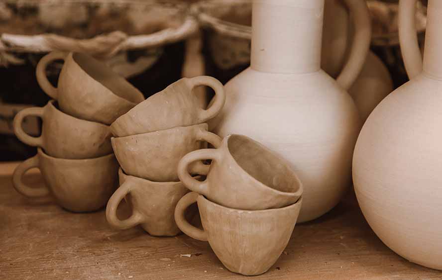 Earthenware cups and pots